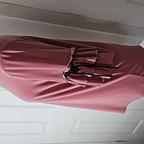 Liz McCoy mauve pink top size medium. Ruffle sleeves black piping - Picture 4 of 7